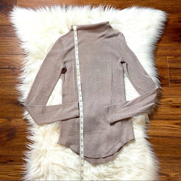 Wilfred Mocha Mock Neck Women’s Long Sleeve Size S EUC - Picture 2 of 5